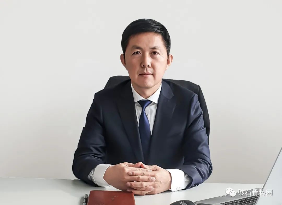 【專訪】宮東明：專注細(xì)砂精細(xì)脫泥持續(xù)探索多規(guī)格成品砂工藝(圖1)