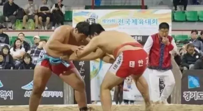 韓國(guó)人：我們發(fā)明漢字扔到中國(guó)，又發(fā)明韓文，日文也是韓國(guó)發(fā)明的(圖11)