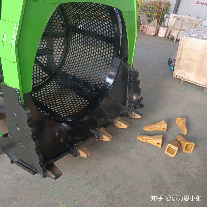 山東派力恩挖掘機滾筒篩工地沙土篩分斗河卵石篩分斗旋轉篩分斗(圖2)