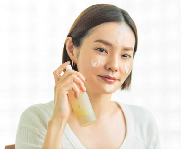 砂糖洗臉、乳霜多層疊涂，美容博主的護膚滋潤法！(圖17)
