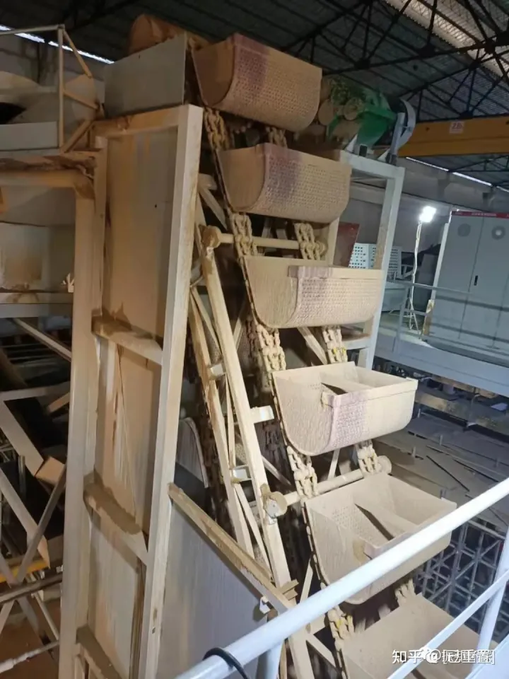 泉州振邦環保助力深圳時產100萬方建筑垃圾資源處置項目,安裝調試、試產中!(圖4) 泉州振邦環保助力深圳時產100萬方建筑垃圾資源處置項目,安裝調試、試產中!(圖4)