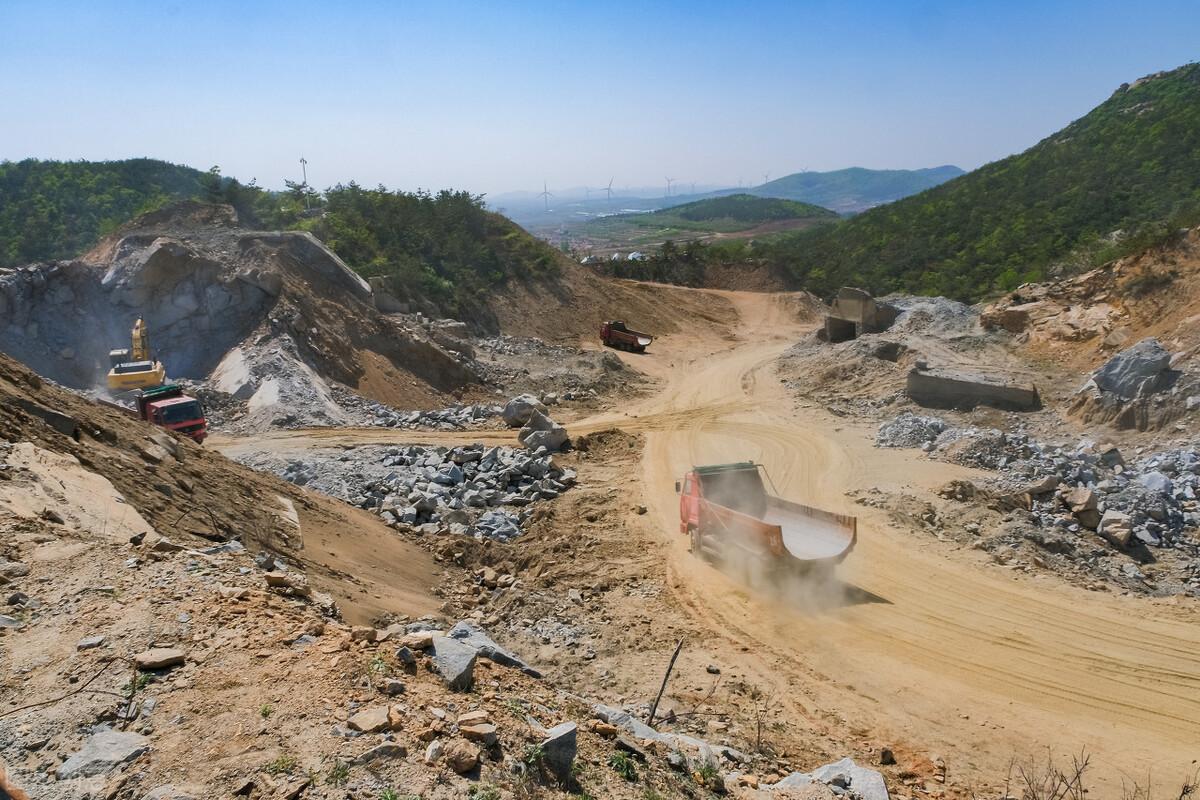 礦權廣西柳州出讓1.2億噸砂石礦，從灰巖礦到機制砂需要做什么？(圖6)