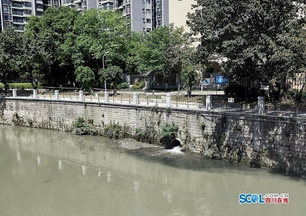 黃強(qiáng)赴成都督導(dǎo)省生態(tài)環(huán)境保護(hù)督察工作時(shí)強(qiáng)調(diào):動(dòng)真碰硬抓好環(huán)保督察發(fā)現(xiàn)問題整改(圖2) 黃強(qiáng)赴成都督導(dǎo)省生態(tài)環(huán)境保護(hù)督察工作時(shí)強(qiáng)調(diào):動(dòng)真碰硬抓好環(huán)保督察發(fā)現(xiàn)問題整改(圖2)