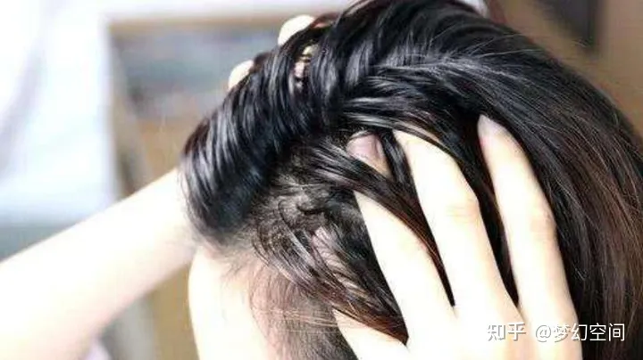 控油洗發(fā)水哪個牌子好｜十款口碑爆棚的無硅油洗發(fā)水推薦，拯救“油頭星人”(圖28)