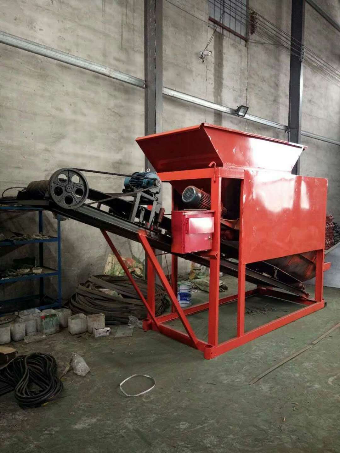 為啥20型篩沙機用的人相對多一些，價格便宜，產量也不低(圖2)