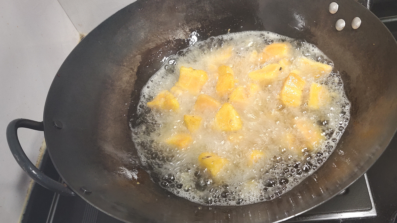 用冰糖還是白砂糖？油炒還是水炒？是否需要焯水？(圖7)