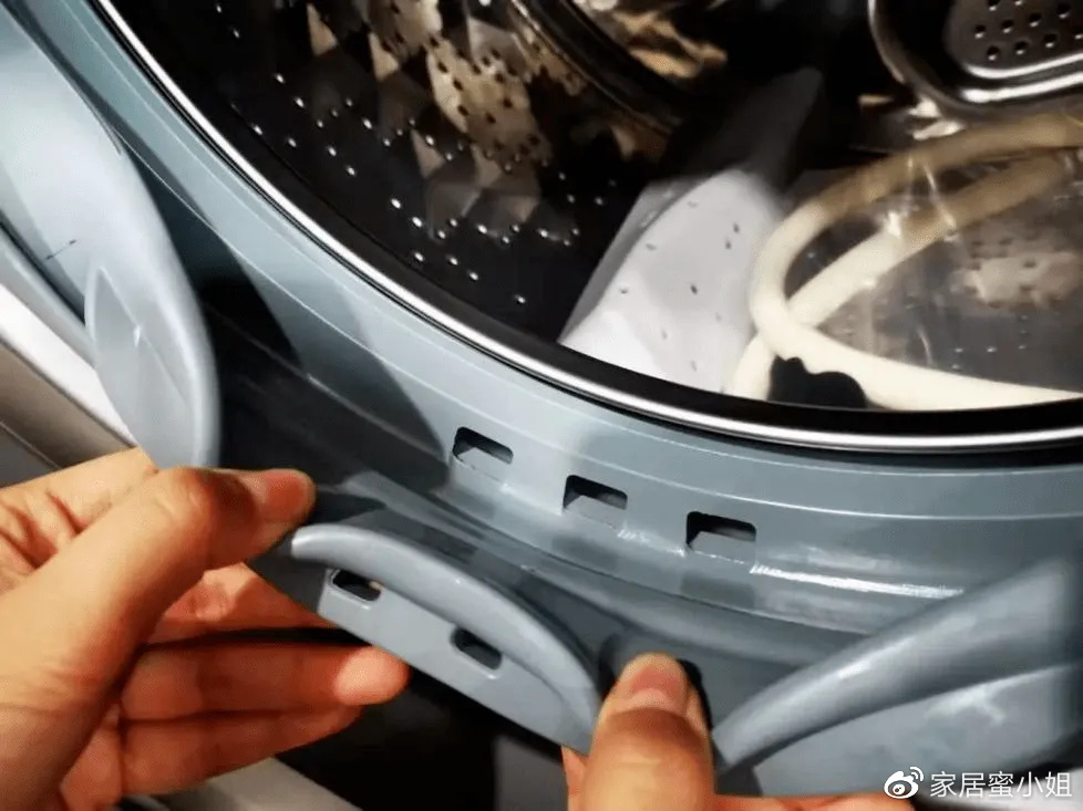 洗衣機太臟怎么辦？不用花錢找人清理，簡單3步自己就能搞定(圖5)