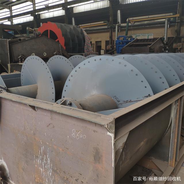 對(duì)螺旋洗砂機(jī)效率有影響的要素都有什么?(圖3) 對(duì)螺旋洗砂機(jī)效率有影響的要素都有什么?(圖3)