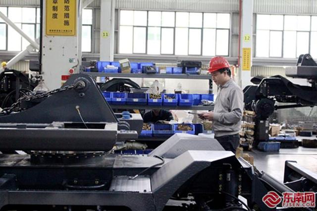 新源重工何以占據輪式挖掘機市場半壁江山?(圖5) 新源重工何以占據輪式挖掘機市場半壁江山?(圖5)